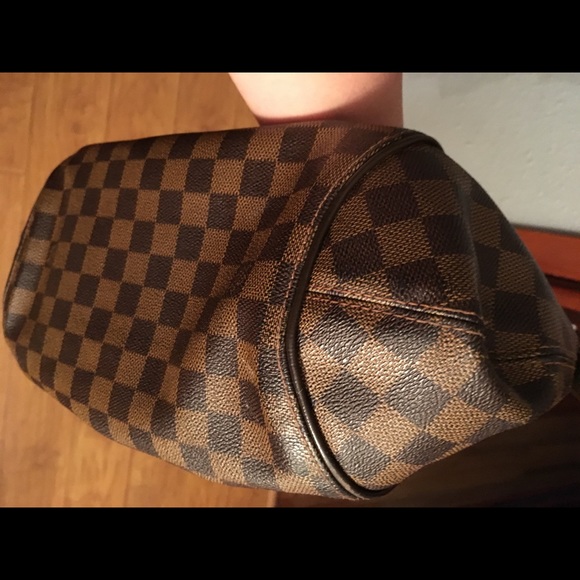 SOLD. Louis Vuitton Mahina PM, Damier - Picture 4 of 8